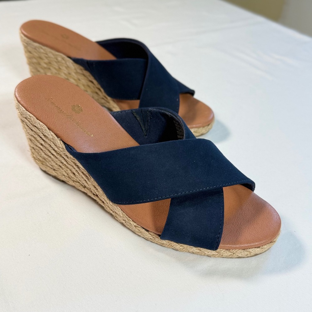 Tommy Bahama Stacey Navy Blue Espadrille Wedge Sandals Womens 6.5M Resort Beachy